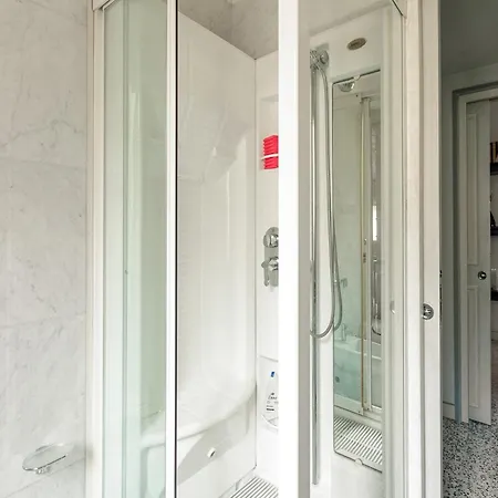 Elegant Apartment Near Duomo * Μιλάνο