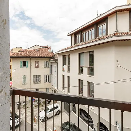 Elegant Apartment Near Duomo *