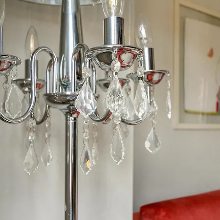 Elegant Apartment Near Duomo Διαμέρισμα *