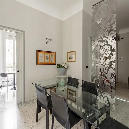 Elegant Apartment Near Duomo Διαμέρισμα *
