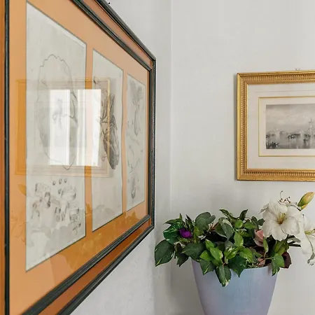 Elegant Apartment Near Duomo *